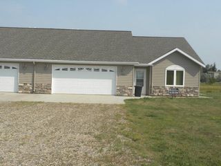 901 17th St   SE, Devils Lake, ND 58301