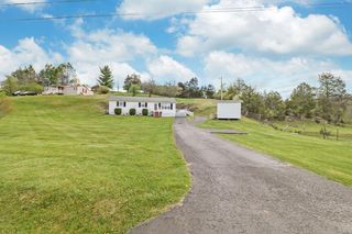 73 Gypsy Ave, Lebanon, VA 24266