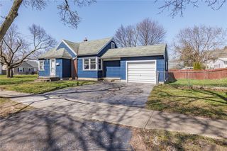 380 Tarrington Rd, Rochester, NY 14609