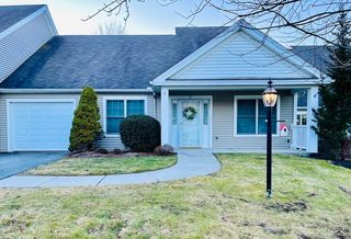 37 Ivy Cir, Wilbraham, MA 01095