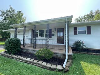 129 Gale Ct, Circleville, OH 43113