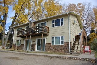 1400 13th St   NW #B, Minot, ND 58703