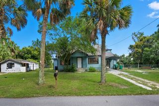 711 S  Palmetto Ave, Deland, FL 32720