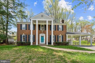 4404 Custis Dr, Rockville, MD 20853
