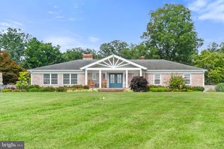 420 N  Hayfield Rd, Winchester, VA 22603