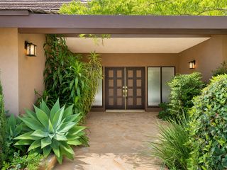 1138 N  Patterson Ave, Santa Barbara, CA 93111