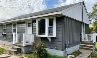 3215 Schultz St, Lansing, MI 48906