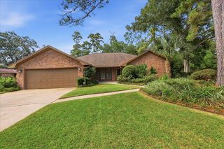 6870 Shanahan Dr, Beaumont, TX 77706