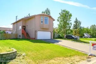 1220 Woodstock Dr, Palmer, AK 99645