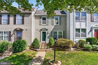 6608 Rockleigh Way, Alexandria, VA 22315