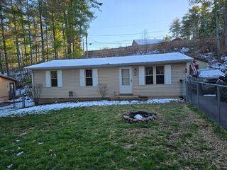 107 Pine Cove Dr, Beckley, WV 25801