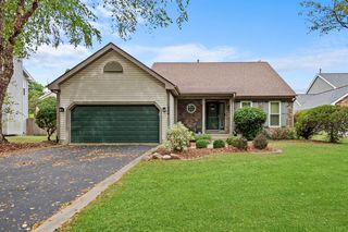1064 Huron Ct, Elgin, IL 60120