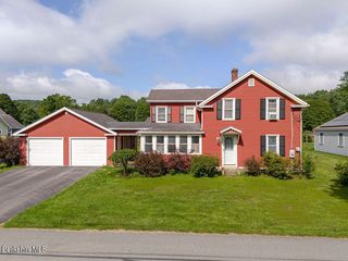 5 Pomeroy St, West Stockbridge, MA 01266