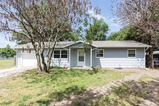 209 York Ct, Bentley, KS 67016