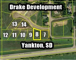 Drake Cir, Yankton, SD 57078