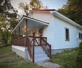 1400 Leadmine Bend Rd, Sharps Chapel, TN 37866