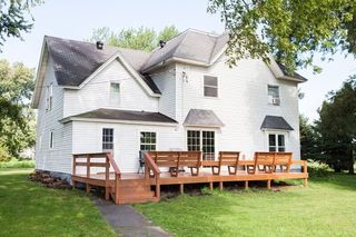 23695 130th St, Sumner, IA 50674