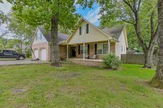 1010 Mayfair Ave, Jasper, TN 37347