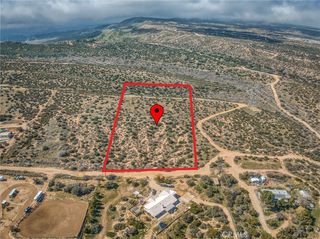 Coleridge Rd, Oak Hills, CA 92344