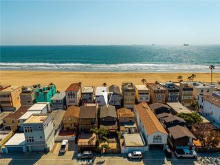 58B Surfside Ave, Seal Beach, CA 90743