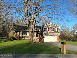 915 S Perry Street, Johnstown, NY 12095