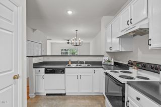 3026 Silky Dogwood Trl, Apex, NC 27502