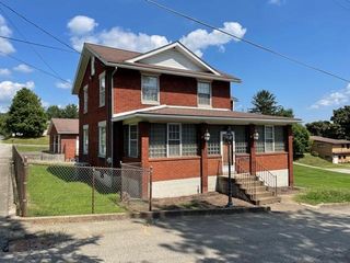 73 Welcome St, Clarksville, PA 15322