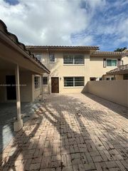 3167 Coral Springs Dr #1, Pompano Beach, FL 33065