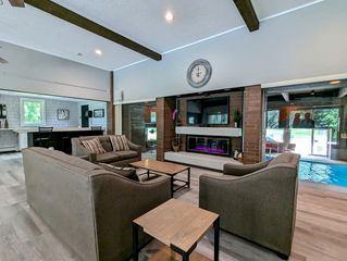 2800 Hamline Ave N #223, Roseville, MN 55113