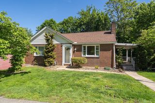 1 Spruce Aly, Monongahela, PA 15063