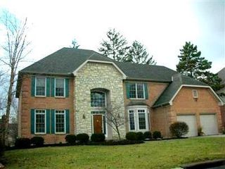 8666 Kenwood Ct, Cincinnati, OH 45242