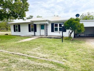 914 N  Kirk St, Hico, TX 76457