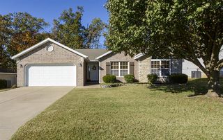 214 Shadow Lake Dr, Branson, MO 65616