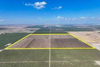 Sherwood Ave, Shafter, CA 93263