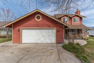 1955 NW Ivy Ave, Redmond, OR 97756