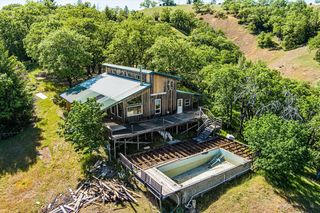 5752 Peak Rd, Zenia, CA 95595