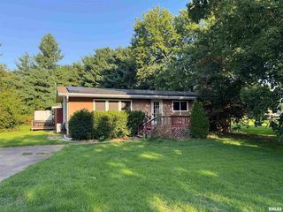 228 W  Hickory Hills Dr, Havana, IL 62644
