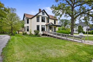1322 Main St, Crete, IL 60417