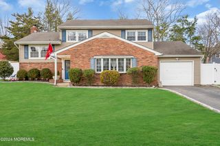 80 Shady Nook Drive, Toms River, NJ 08755