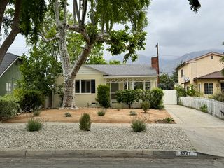3241 La Tierra St, Pasadena, CA 91107