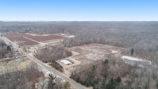 77274 County Road 376, Covert, MI 49043