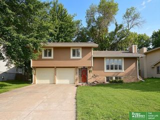 5706 S  151st St, Omaha, NE 68137