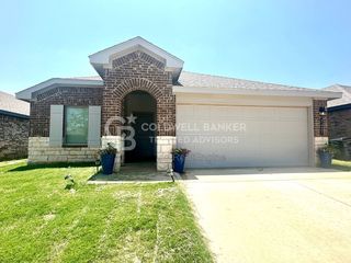 7427 8th St, Lubbock, TX 79416