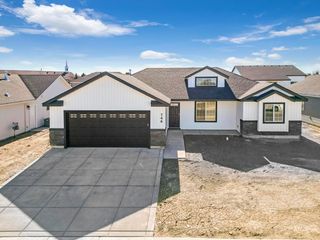 746 Cortni Dr, Twin Falls, ID 83301