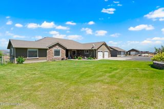 631 Pheasant Crest Dr, Yakima, WA 98908