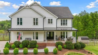 3592 Coffee Rd, Lynchburg, VA 24503