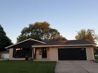 5208 MILLBANK ROAD, Greendale, WI 53129