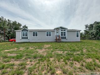 188 Camryn, Poteet, TX 78065