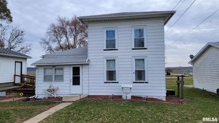 2104 State Route 84 N, Thomson, IL 61285