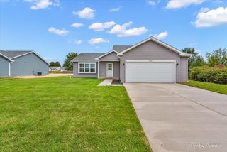 1405 6th St, Harvard, IL 60033